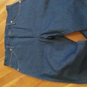 New wrangler jeans 32x40